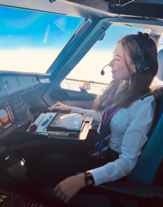 Daiana Dajulescu pilot